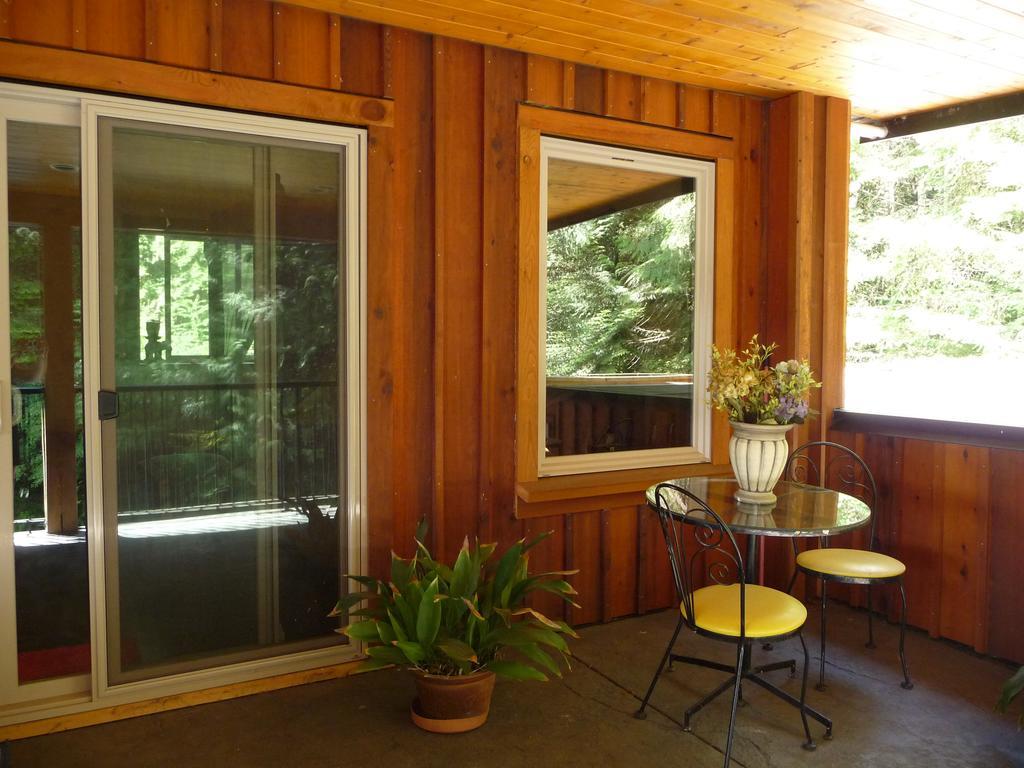 Davis Brook Retreat Bed & Breakfast ซีเชลท์ ภายนอก รูปภาพ